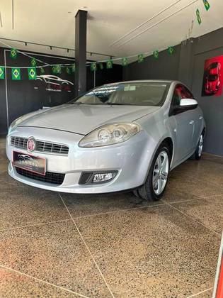 FIAT BRAVO 1.8 ABSOLUTE 16V FLEX 4P AUTOMATIZADO